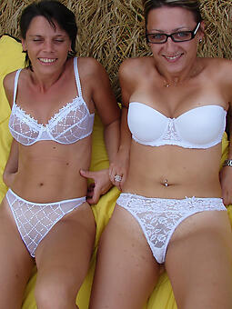 hotties moms down lingerie defoliated pics