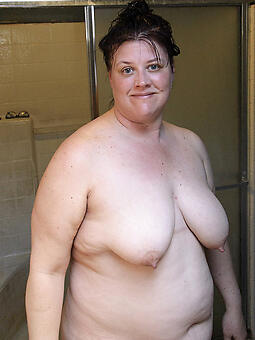 eclipse lady nude stripping